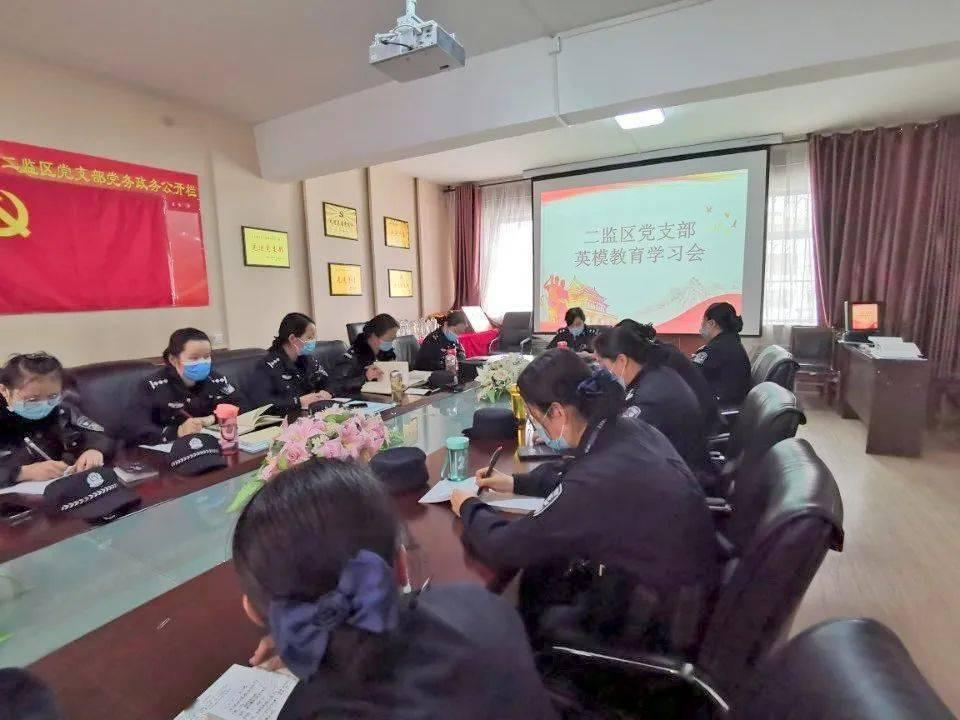 聪明机智问答网-寻找智慧答案 | 成都贷款如何办理?咨询